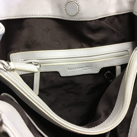 Kenneth Cole Large Shoulder Bag - Picture 4 of 7